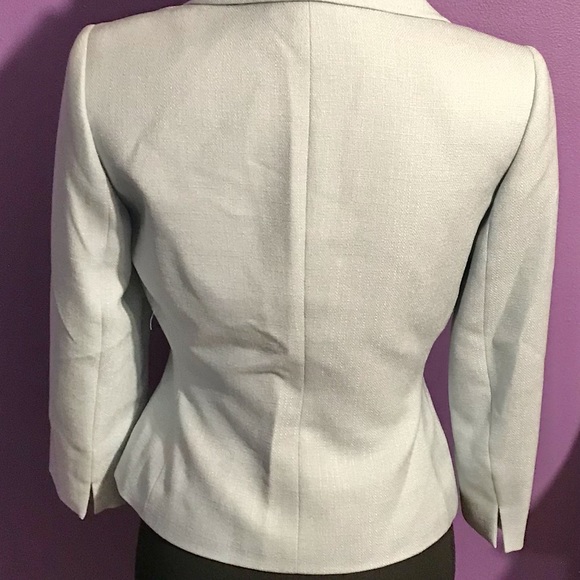 Tahari Collard Blazer - Picture 2 of 15